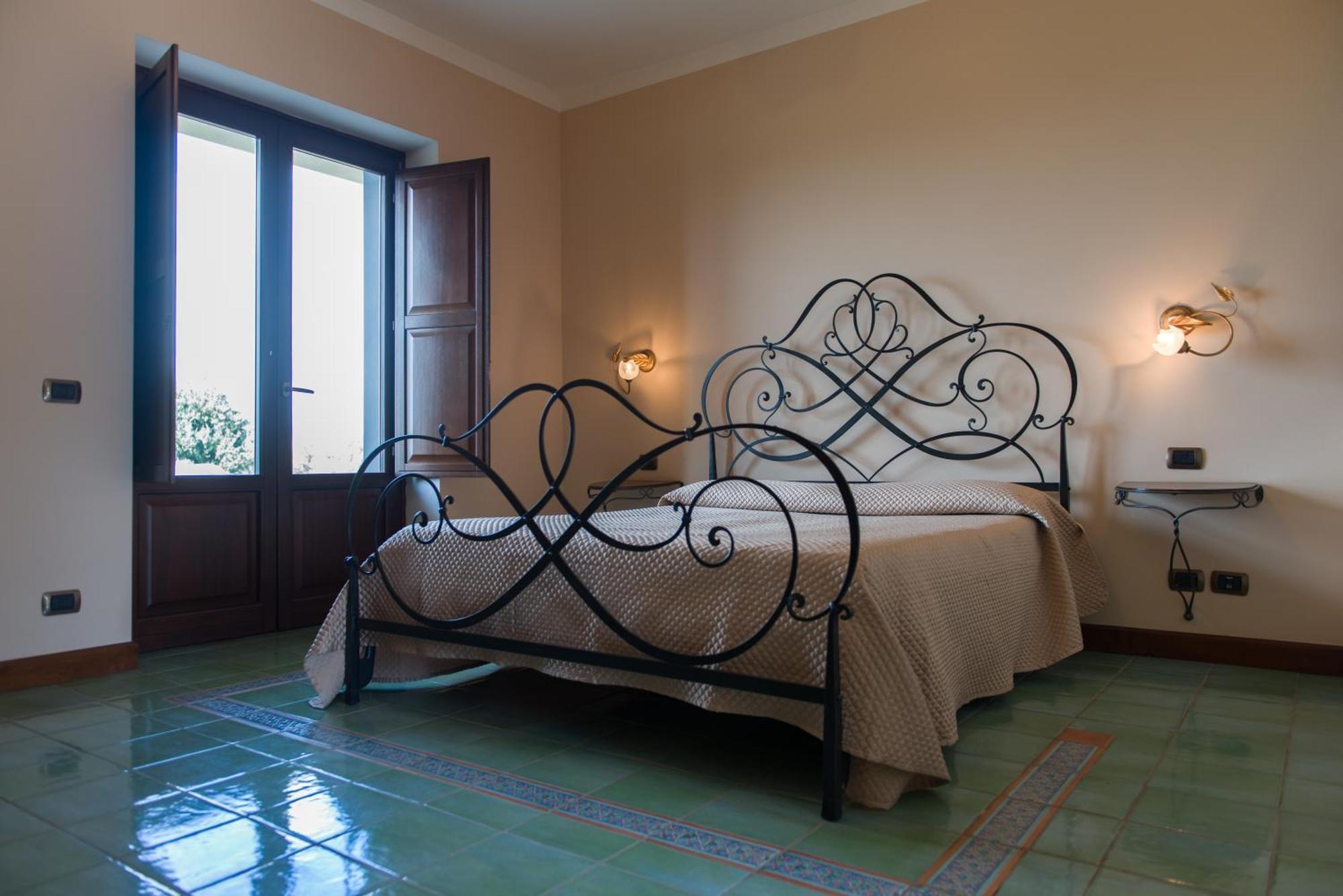 La Vecchia Torre Villa San Nicola Manfredi Exterior foto